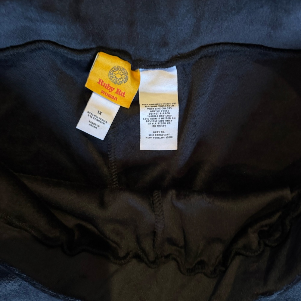 Ruby Rd. Black Velvet Bottoms - Picture 3 of 4